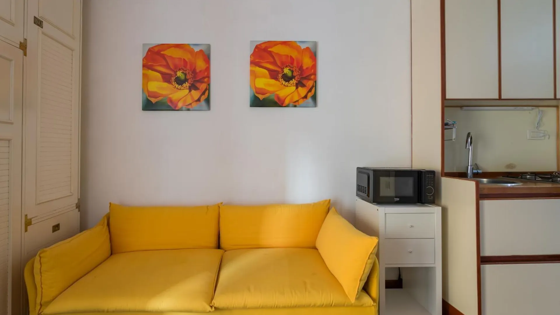Apartment Fontana Home By Dimorra Naples